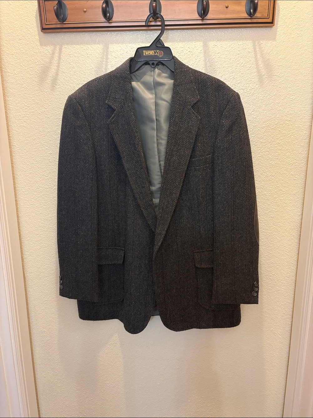 Haggar Dark Charcoal Herringbone Sport Coat